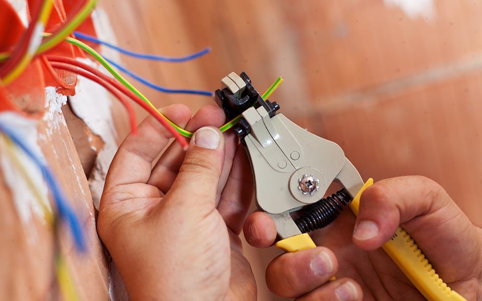 électricien de maintenance Bombon